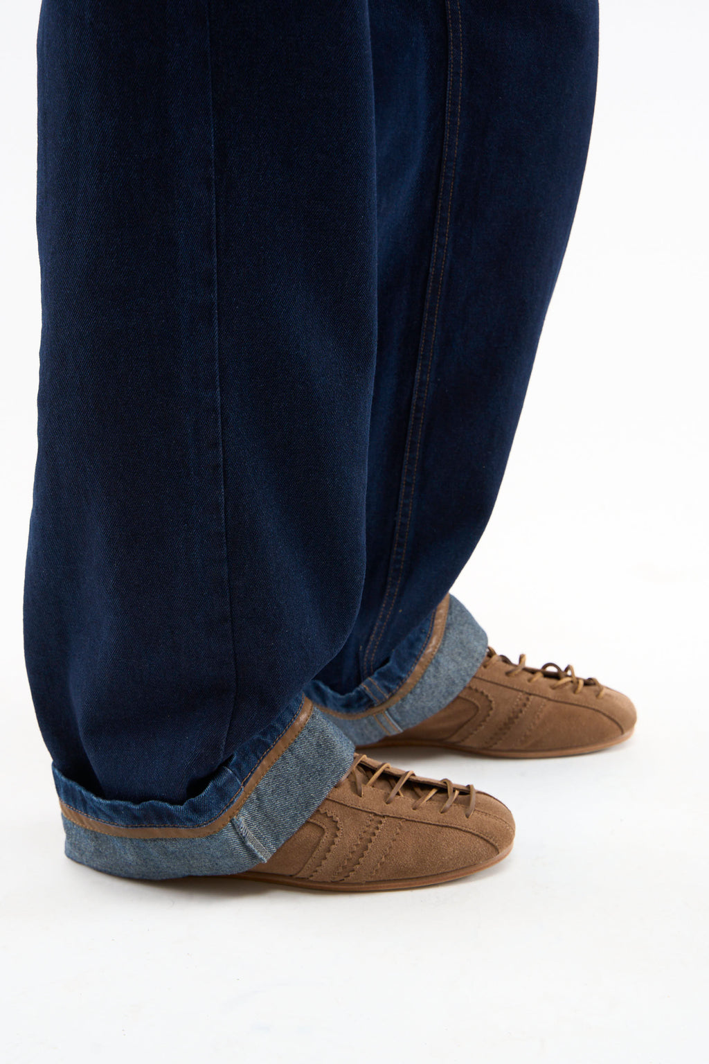 Iconic Suede Brown Shoes