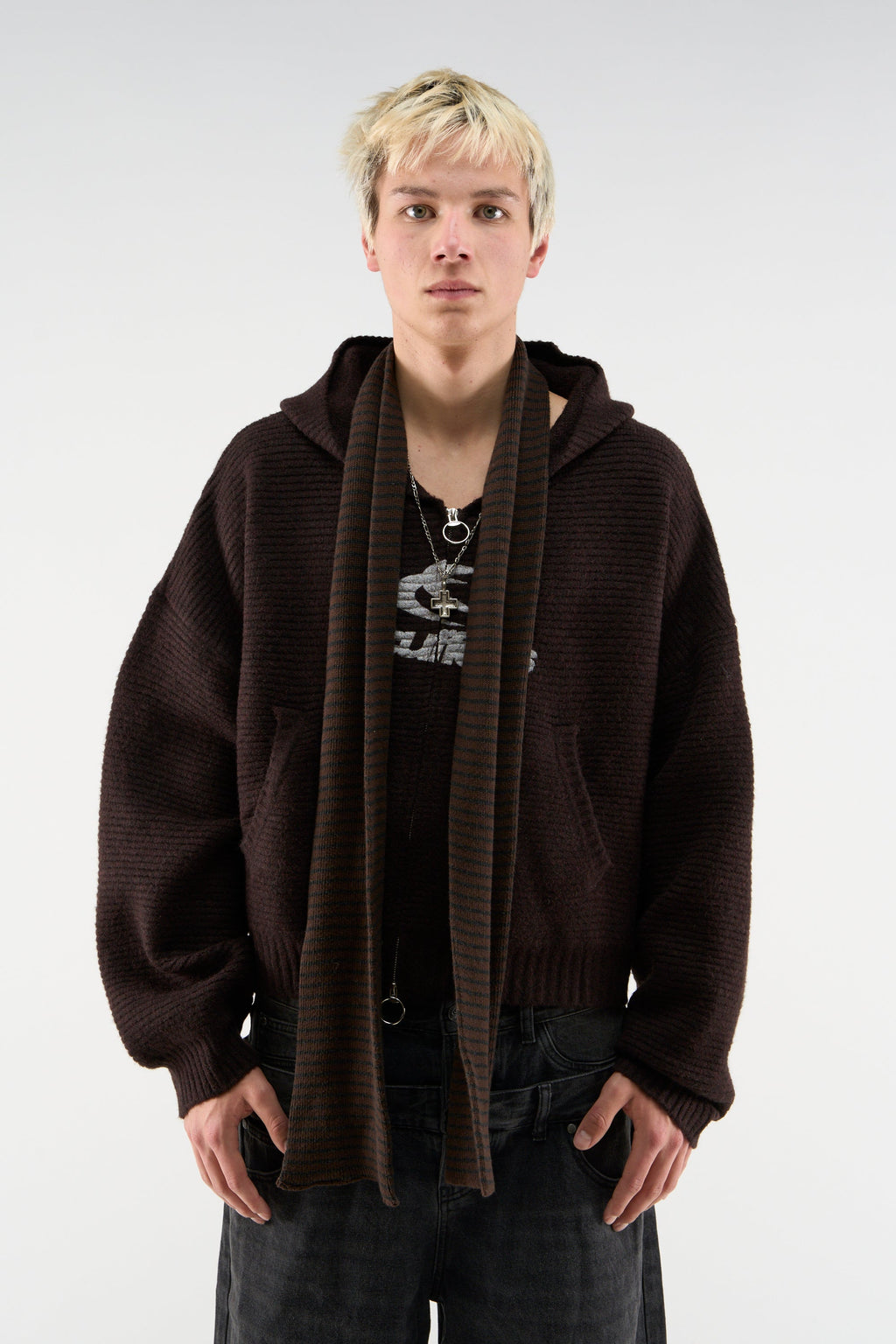 Roots Brown Knit Zipper