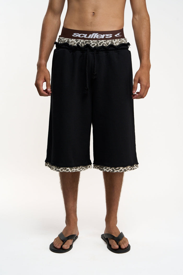 Leo Black Jorts