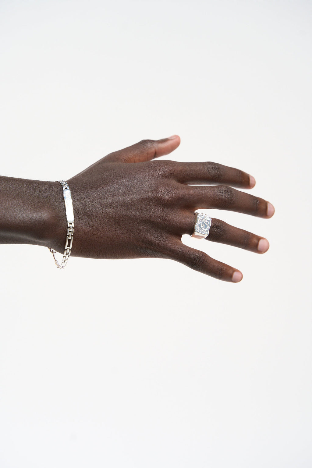 Love AG Ring
