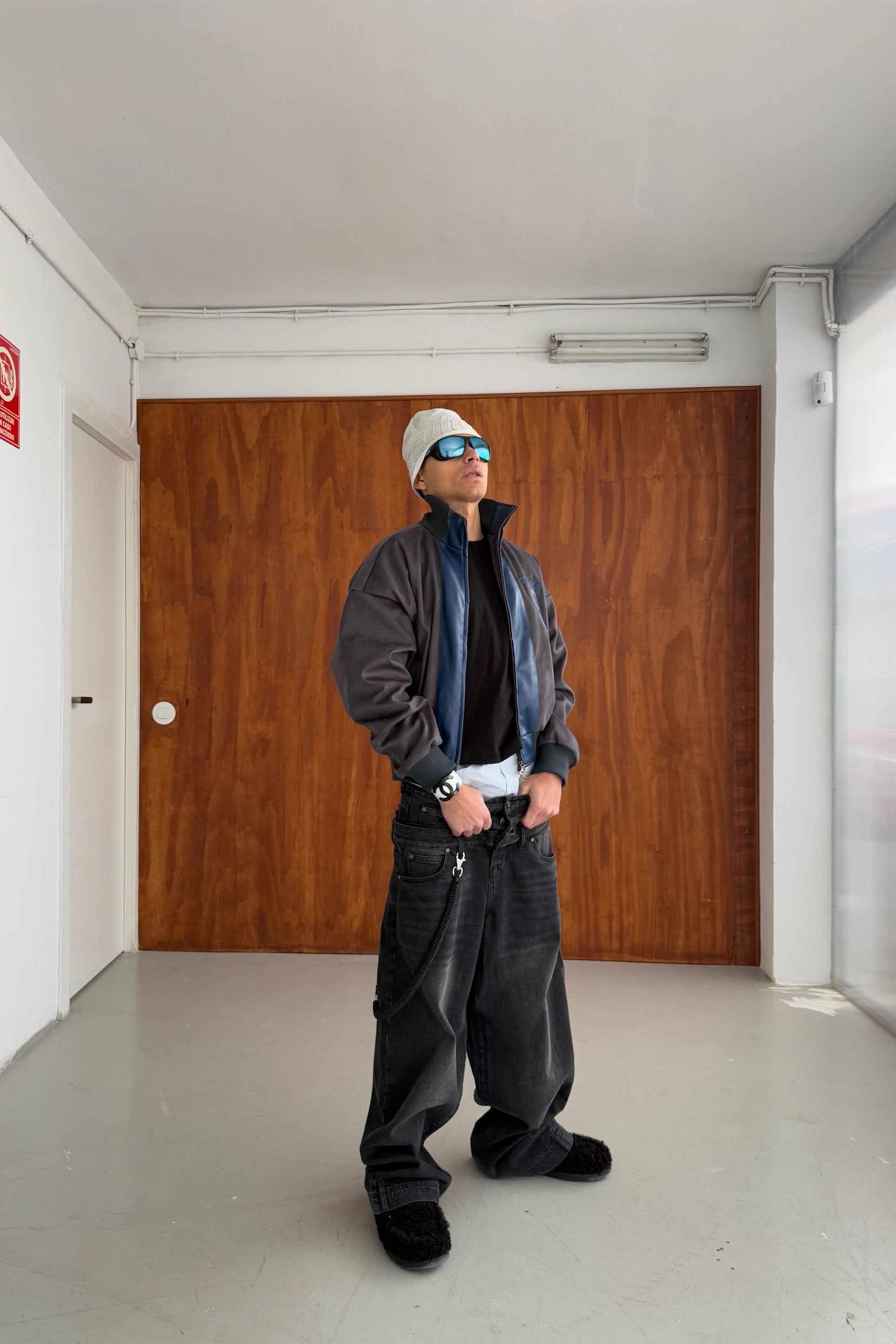 Pool Navy Zipper
