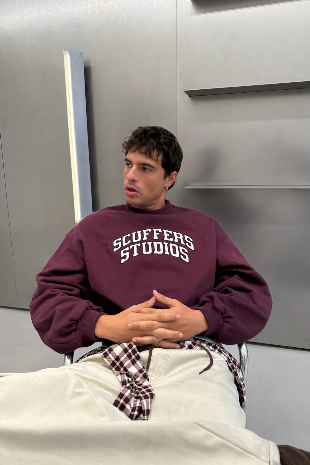 Semi Burgundy Crewneck