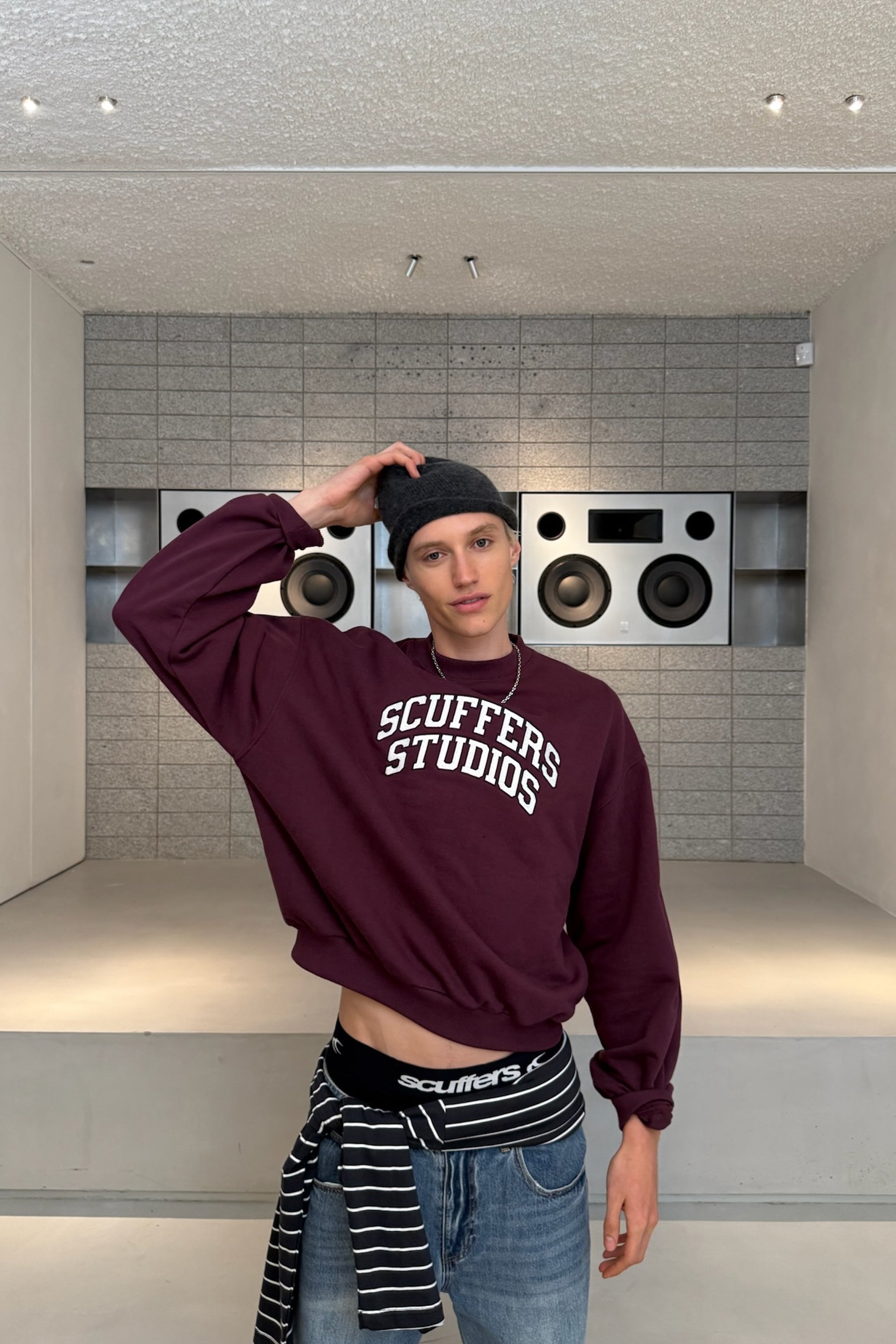Semi Burgundy Crewneck