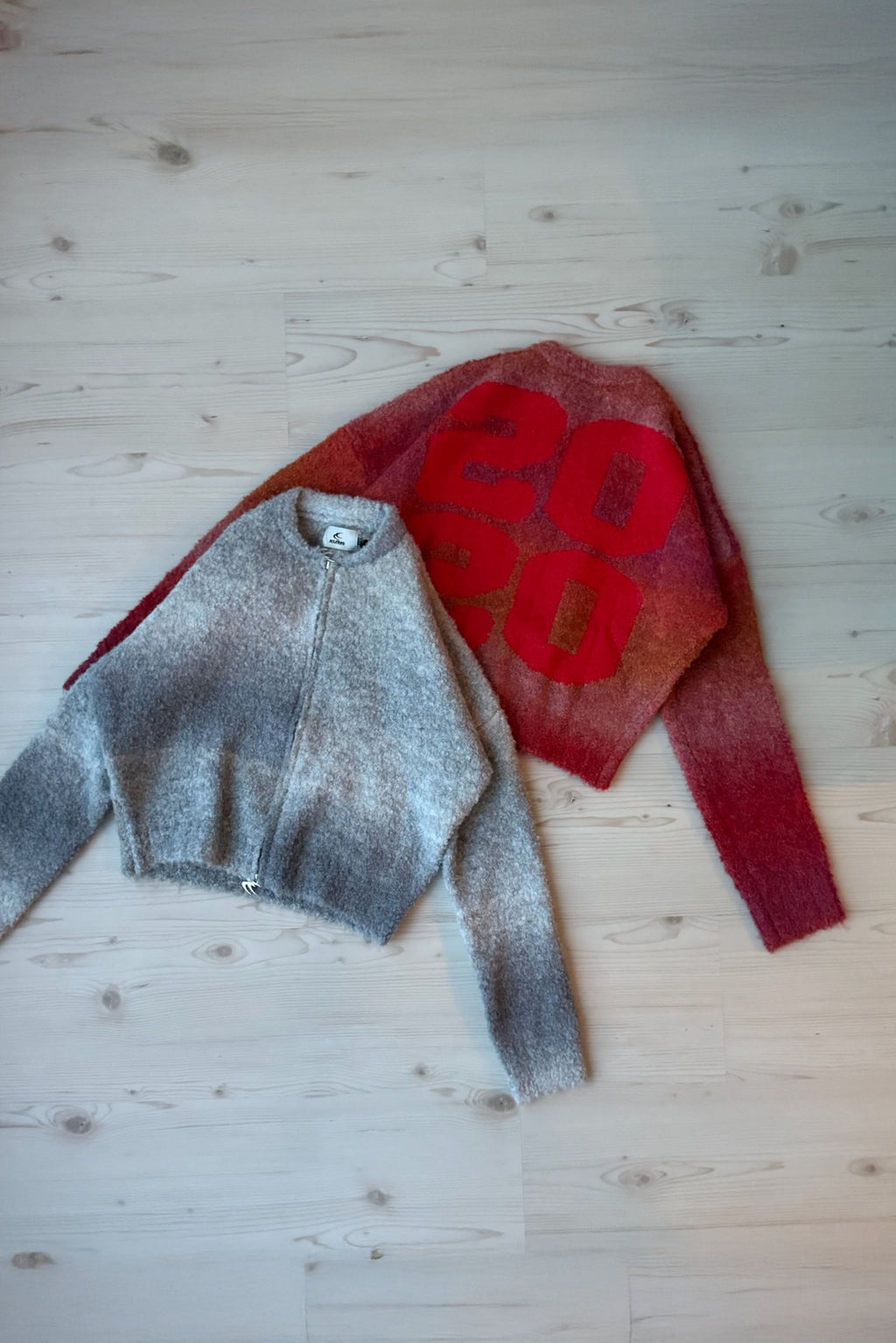 Quarter Grey Zipper Knit