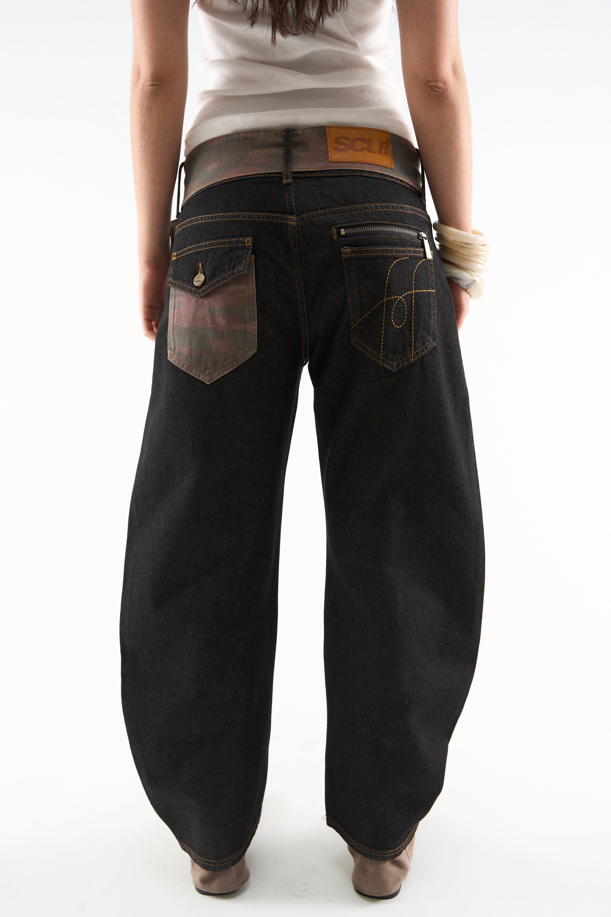 New Silvons Brown Pants