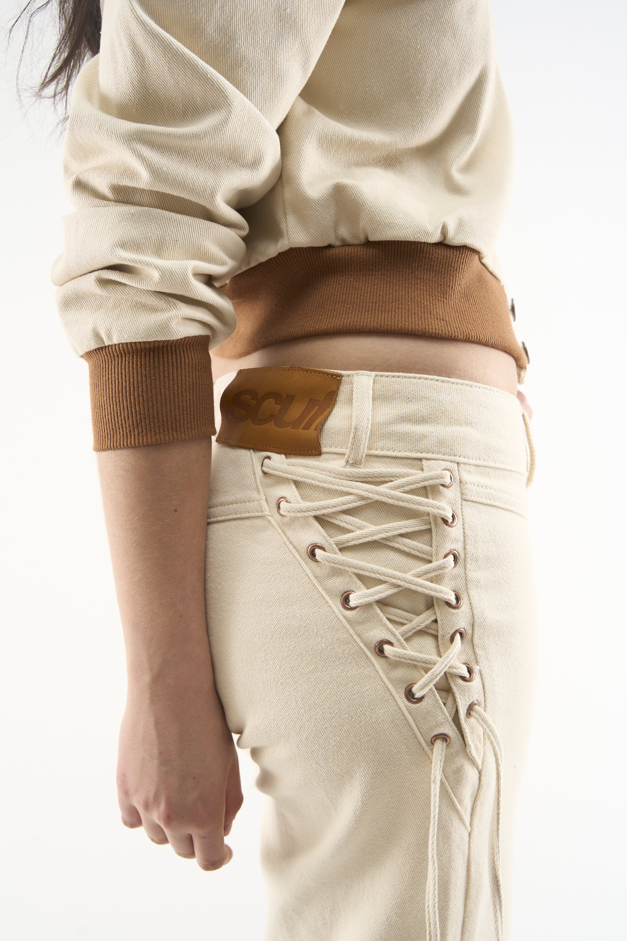 Lara Ecru Pants